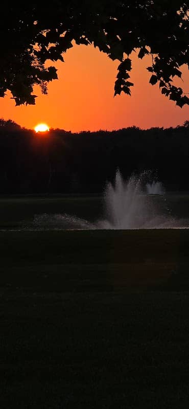 Friendswood Trails Park - Image 2