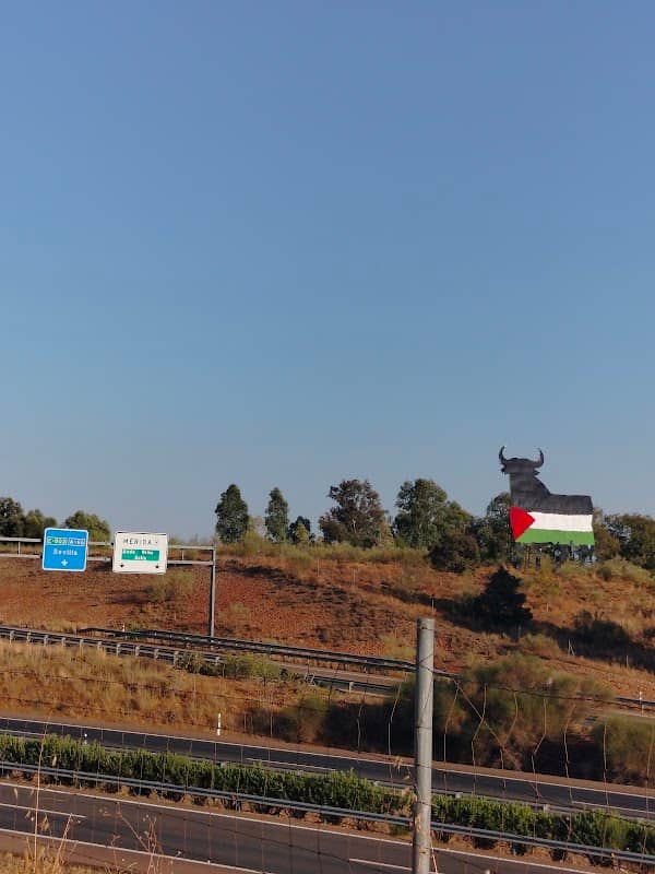 Toro de Osborne - Image 1