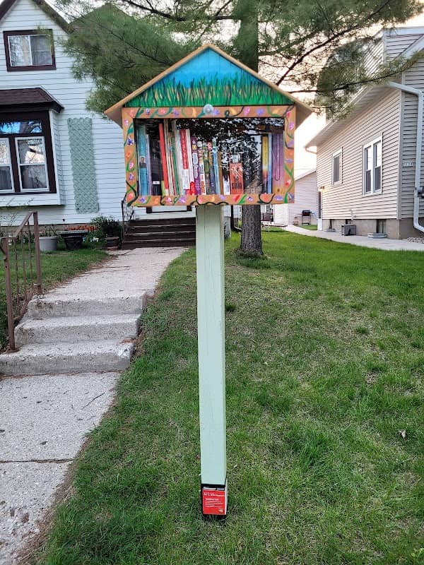 Selinalynn's House of Prose - Image 2
