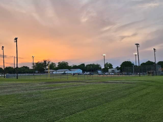 Thulemeyer Park - Image 1