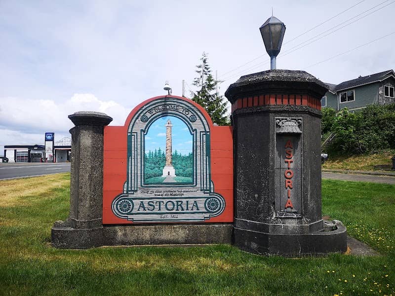 Welcome to Astoria Sign - Image 1