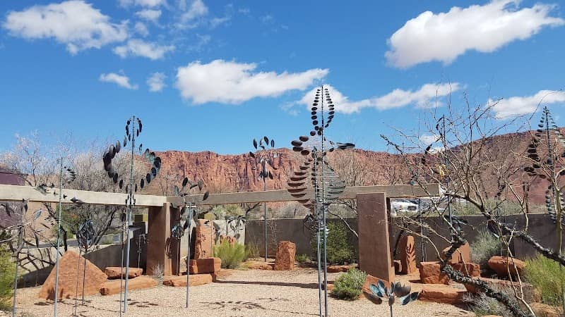 Coyote Gulch Art Village - Image 2