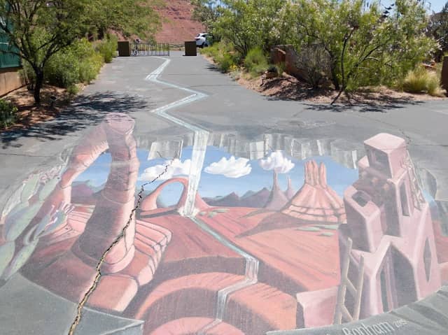 Coyote Gulch Art Village - Image 1
