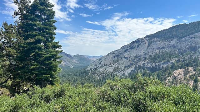 Noble Canyon Trailhead - Image 1