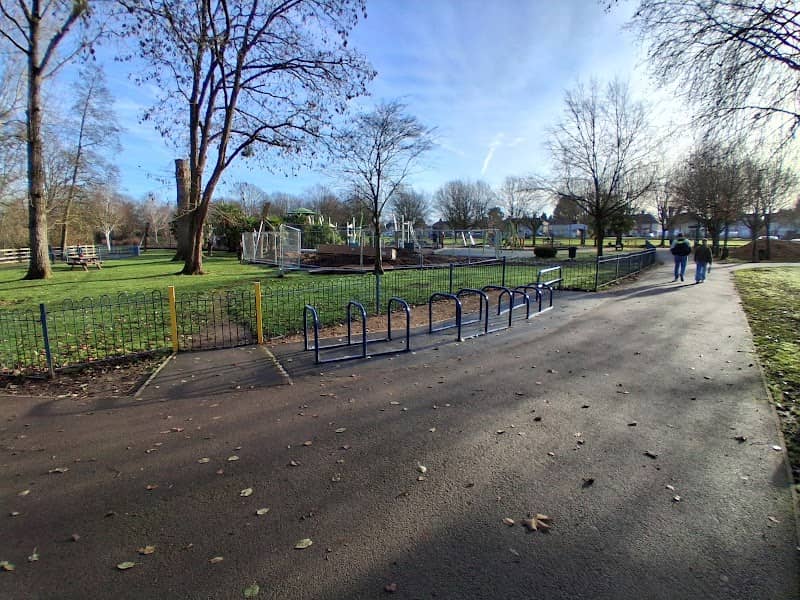 Welland Park - Image 1