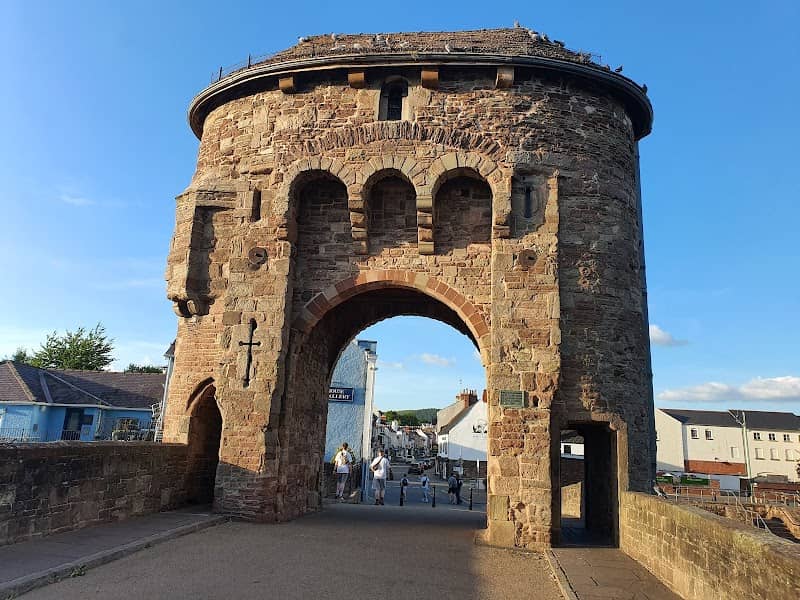 Monnow Bridge - Image 1