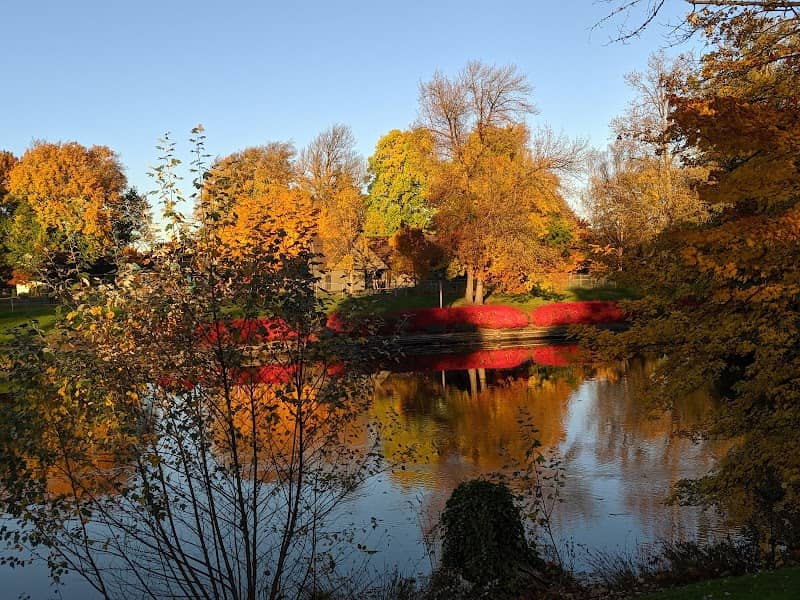 Lake Sacajawea Park Japanese Gardens - Image 1
