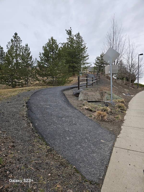Emerald Point Park - Image 1