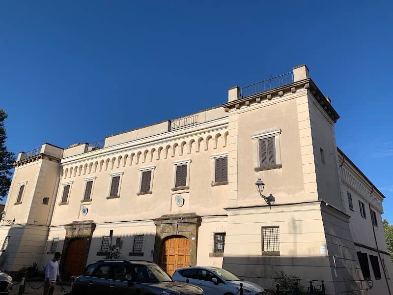 Episcopal Palace - Image 1