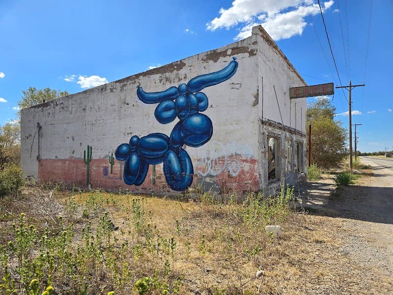 Blue Ballon Steer graffiti - Image 1