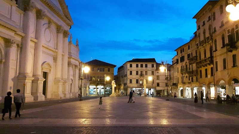 Piazza Libertà - Image 3