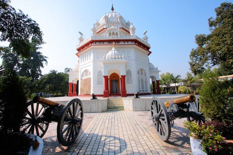 Saragarhi Park - Image 1