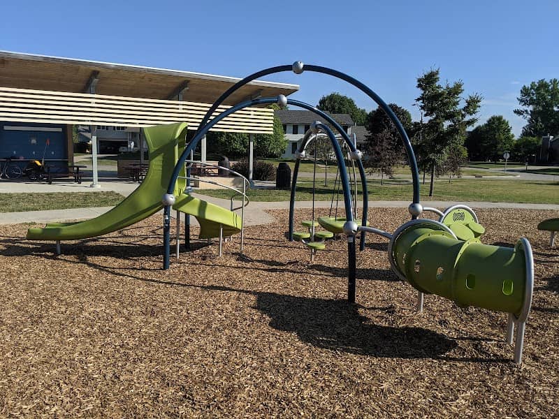 Windfield Park - Image 1