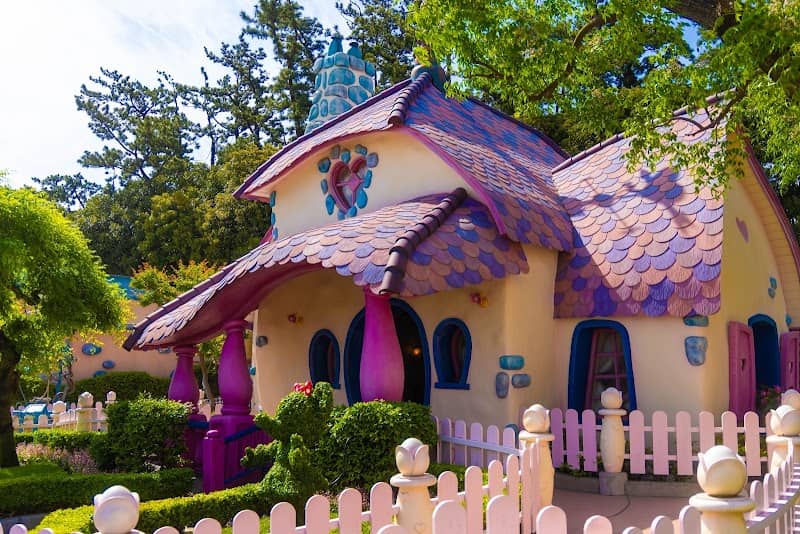 Minnie's House - Image 2
