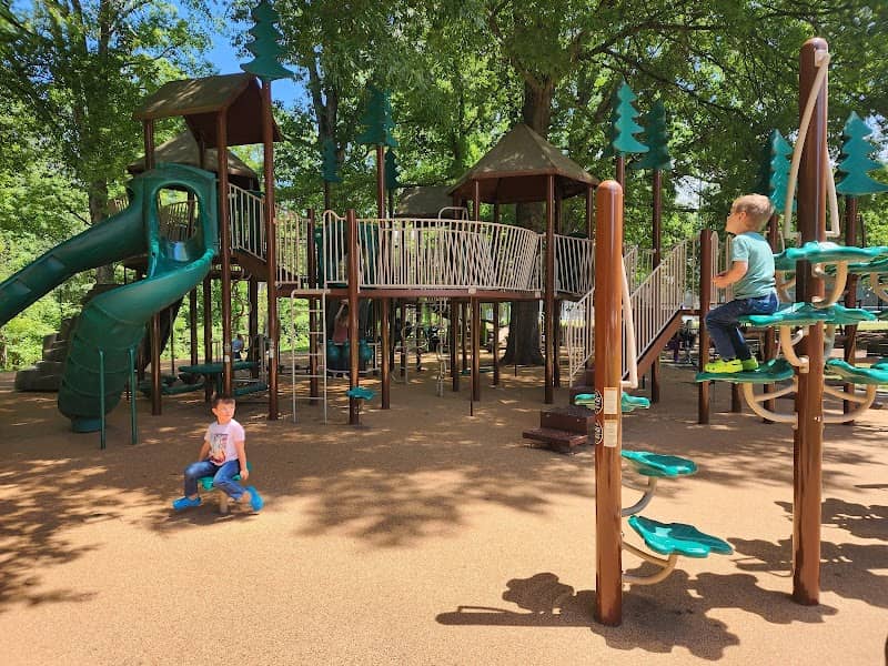 Holbrook Park - Image 1