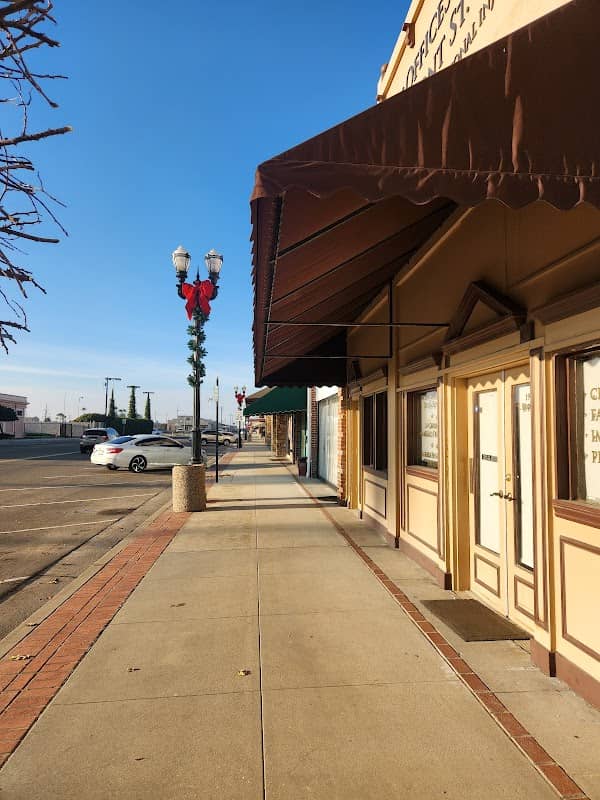 Downtown Selma - Image 1