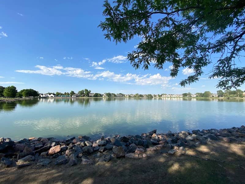 Hunters Glen Lake Park - Image 1
