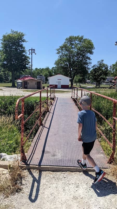 Beecher Illinois Community Park - Image 1