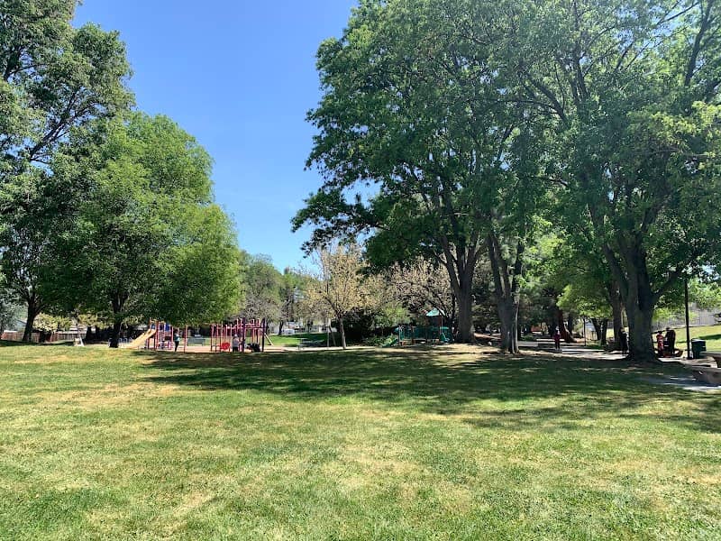 Highlands Park - Image 2