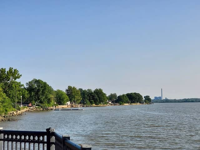 Delaware River Walkway - Image 1
