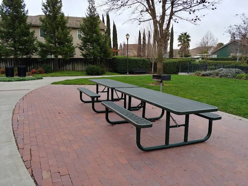 Classics Mini Park - Image 1