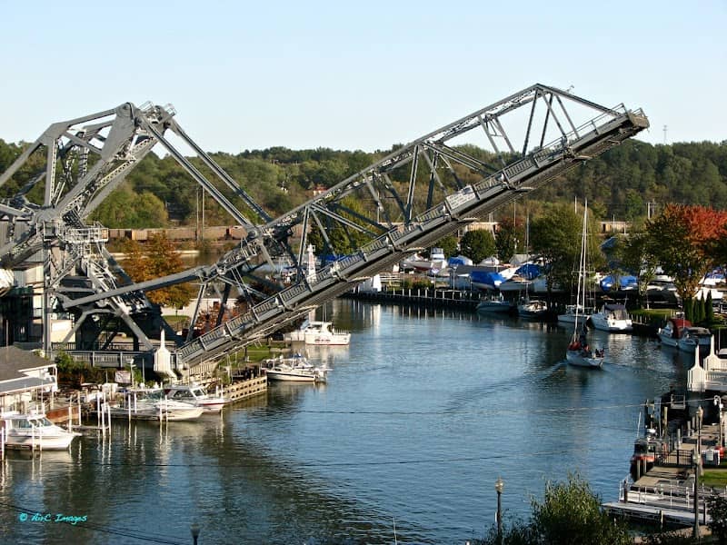 Ashtabula Harbour Commercial Historic District - Image 2