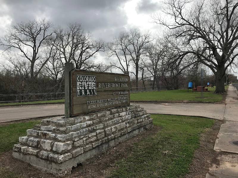 Riverfront Park - Image 1