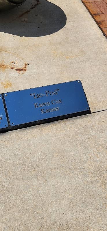 "Iso Pod" Sculpture - Image 2