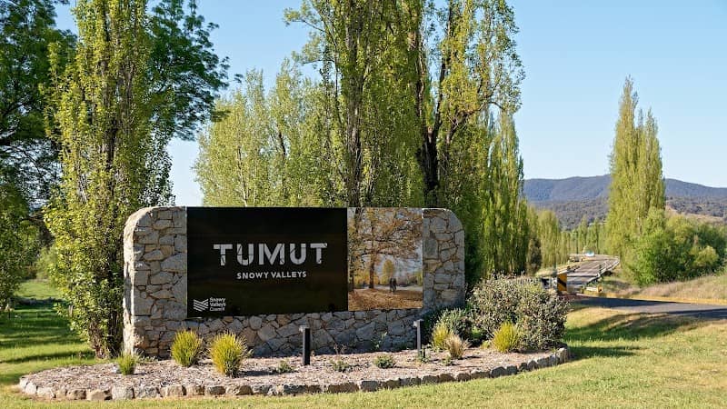 Tumut Sign (Northern Approach) - Image 1