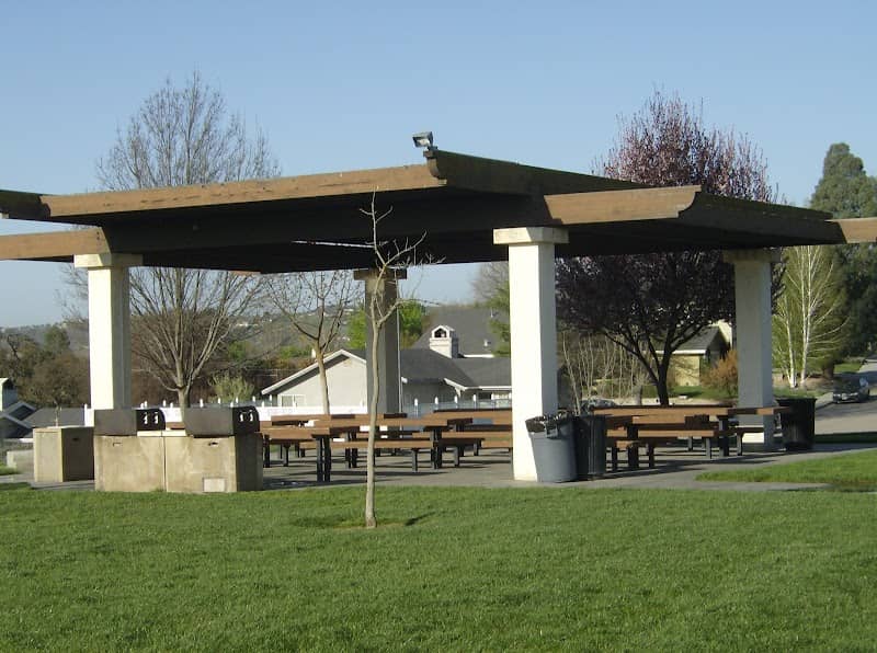 Centennial Park - Image 1