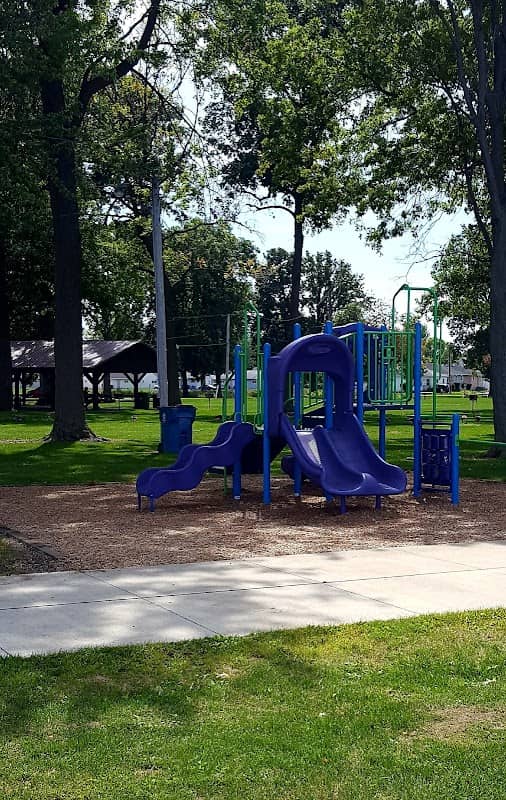 Lions Park - Image 2
