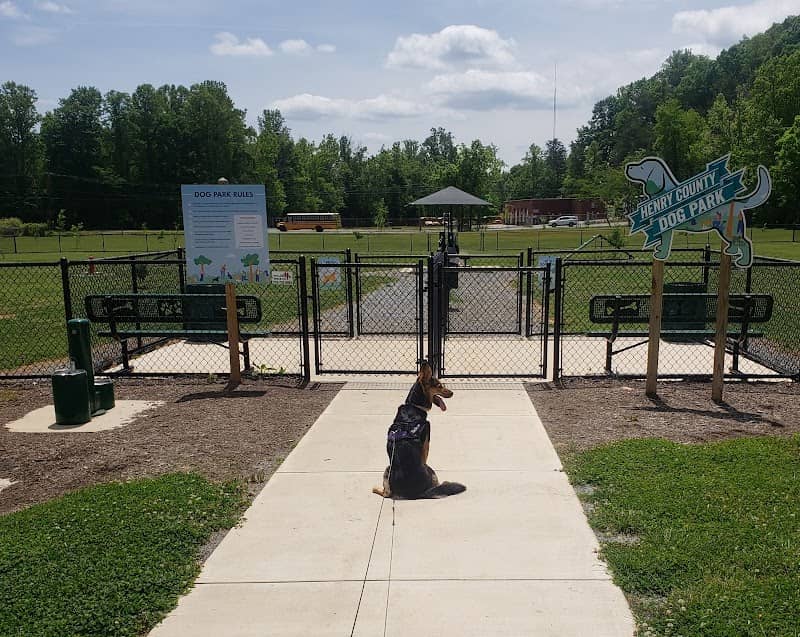 Collinsville Dog Park - Image 1