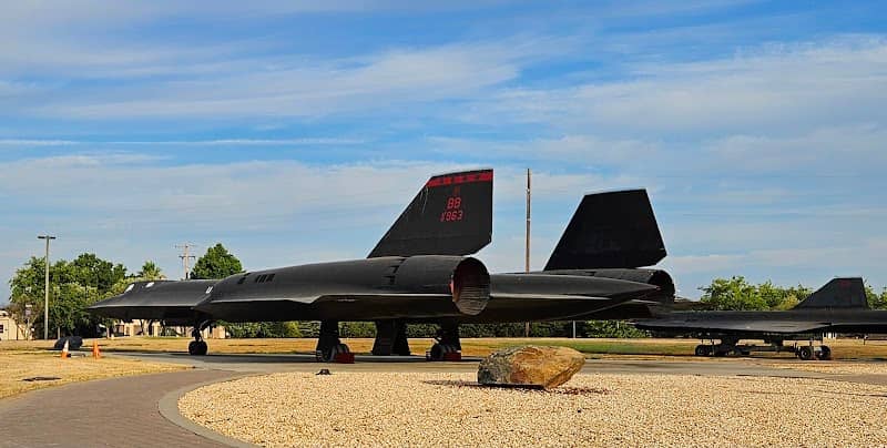 SR-71 Blackbird - Image 2