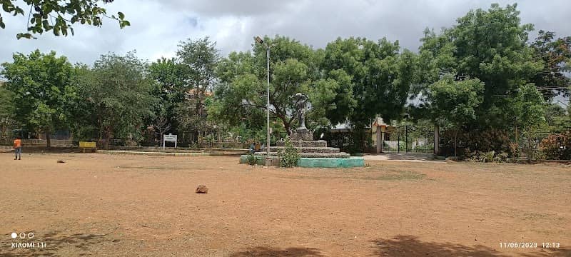 Kittur Rani Channamma Park - Image 1