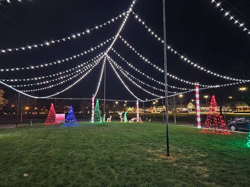 Farragut Mayor Ralph McGill Plaza - Image 1