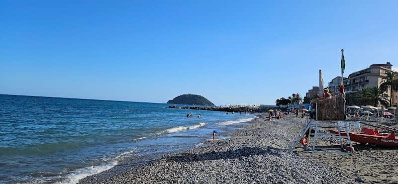 Spiaggia libera - Image 2