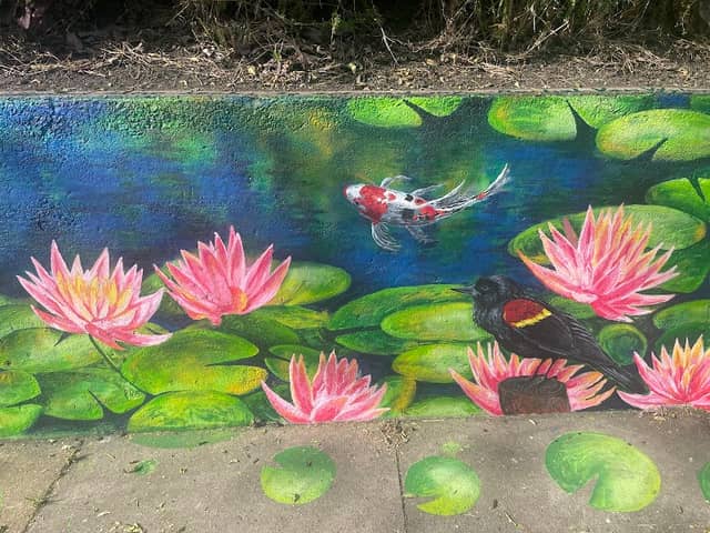 Water Lily Lane - Image 3