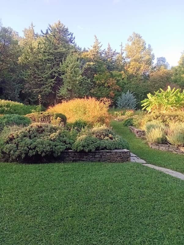 Diomidous Botanical Garden - Image 1