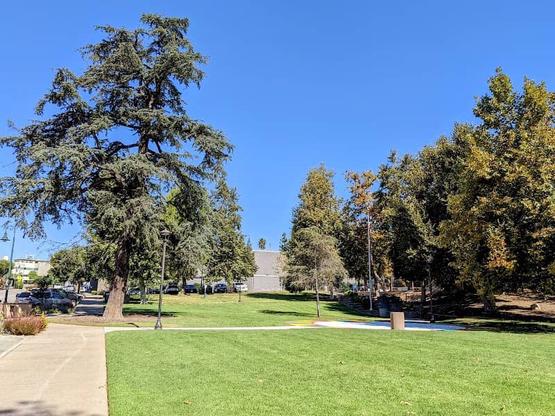 Olberz Park - Image 2