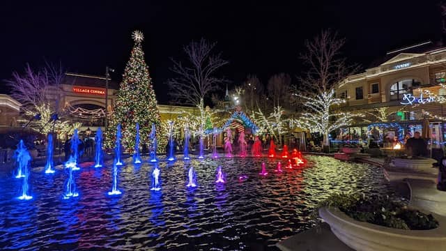 The Fountains at The Village - Image 2