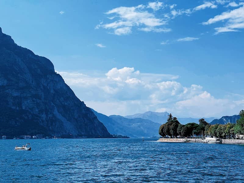 Lake Lecco Waiting Bench - Image 1