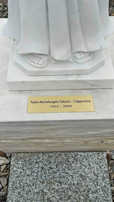 Statua Padre Michelangelo Falcioni - Image 1