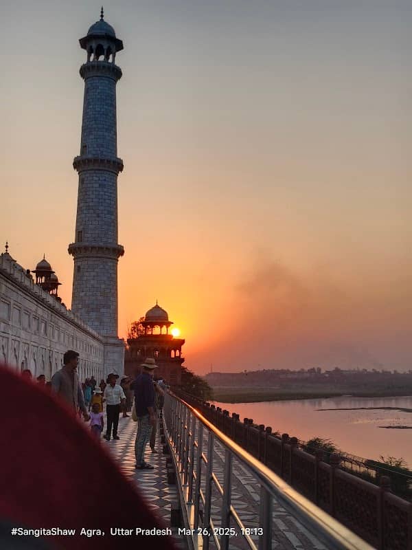 Best Taj Mahal sunset point - Image 1
