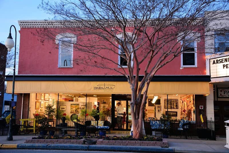 Lemon Tree Gallery and Studio - Image 1
