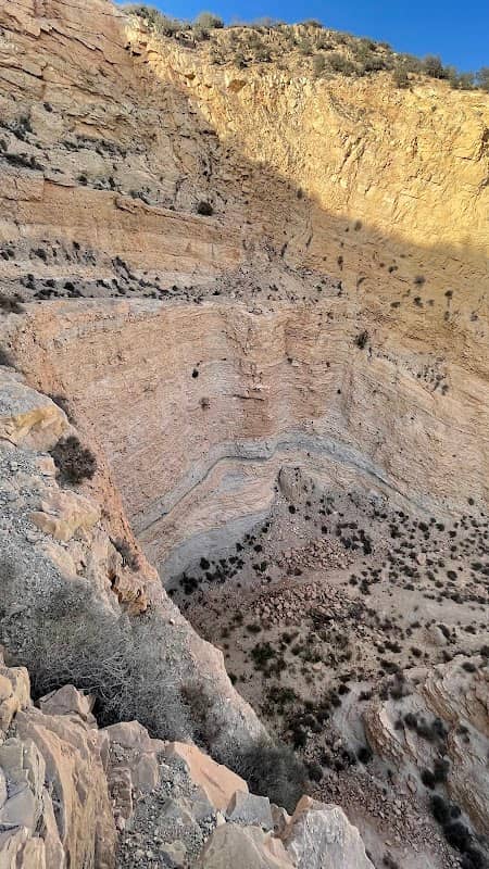 Ait Taoukt Cliff - Image 1