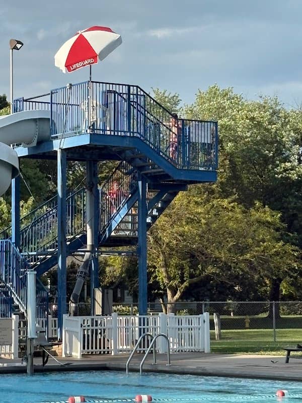 Ruihley Park - Image 1