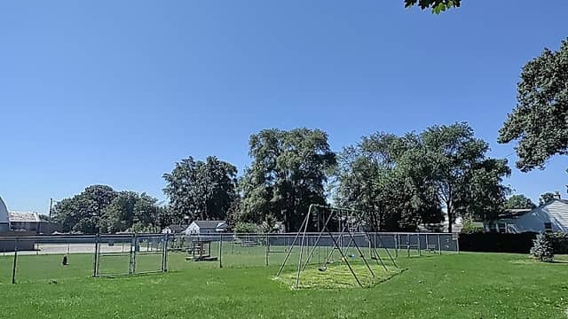 Karam Park - Image 1