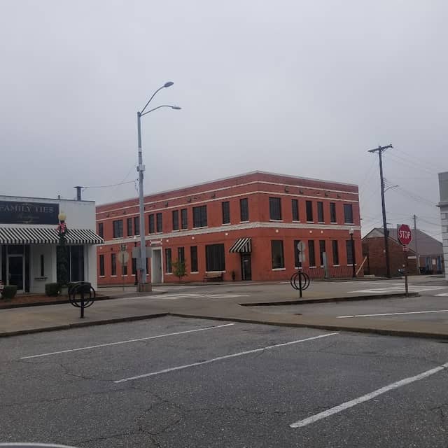 Downtown Square Troy, AL - Image 1