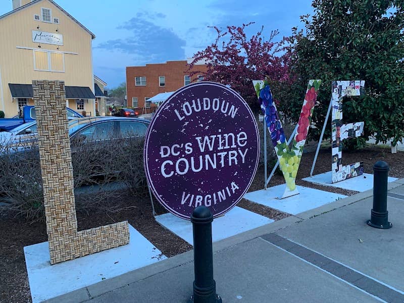 W&OD Trailhead - Image 1