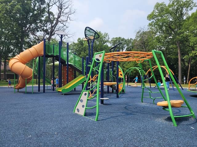Pierce Park - Image 1